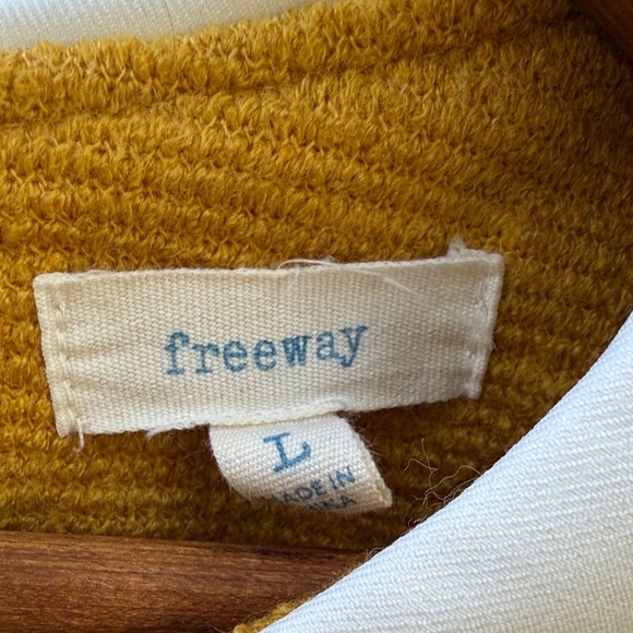 Freeway Mustard Sweater with White Collar - Picture 2 of 7